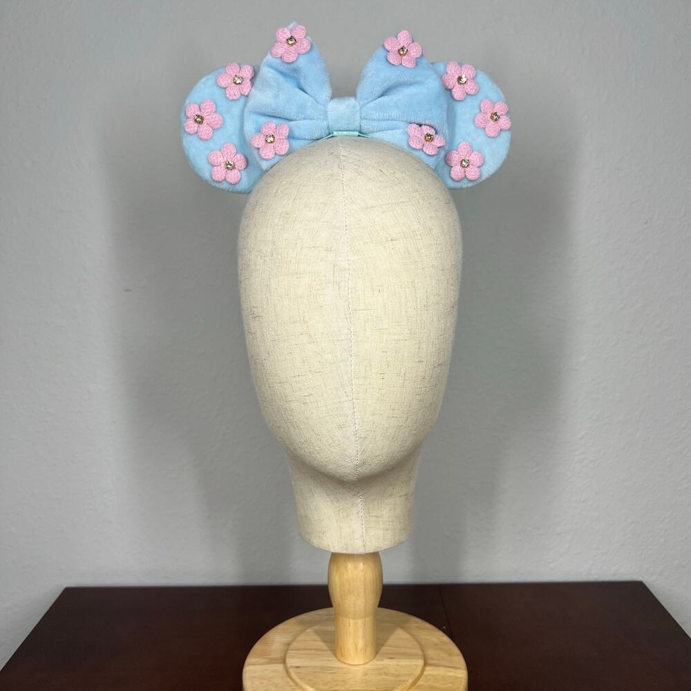 Pastel Blue Velvet & Pink Floral Mommy & Me Minnie Ears | Disney-Inspired Set - Picture 6 of 7